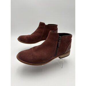 Clarks Artisan Ankle Booties Womens 9 M Burgundy Side Zip Low Heel